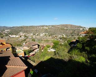 Vista exterior de Casa o xalet en venda en Santa Brígida amb Jardí privat, Terrassa i Balcó