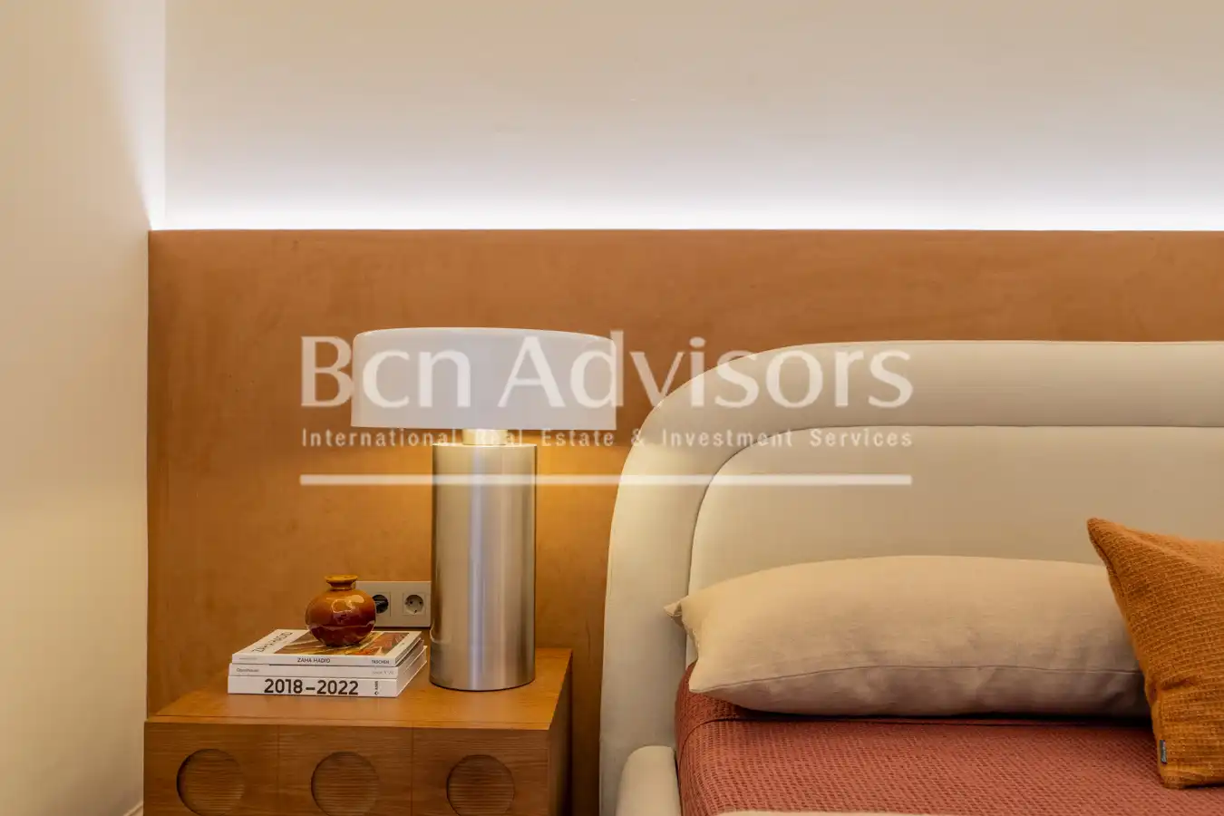 Dormitori de Apartament en venda en Barcelona amb Aire condicionat, Calefacció i Terrassa