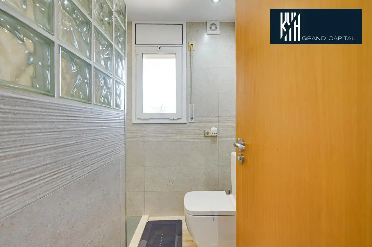 Casa con terraza en venta en Carrer Carrer Casanovas, imagen 47