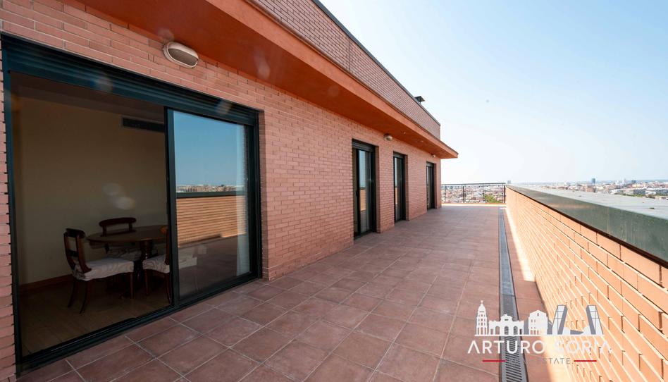 Photo 1 of Attic for sale in Calle Alcalá, Pueblo Nuevo, Madrid