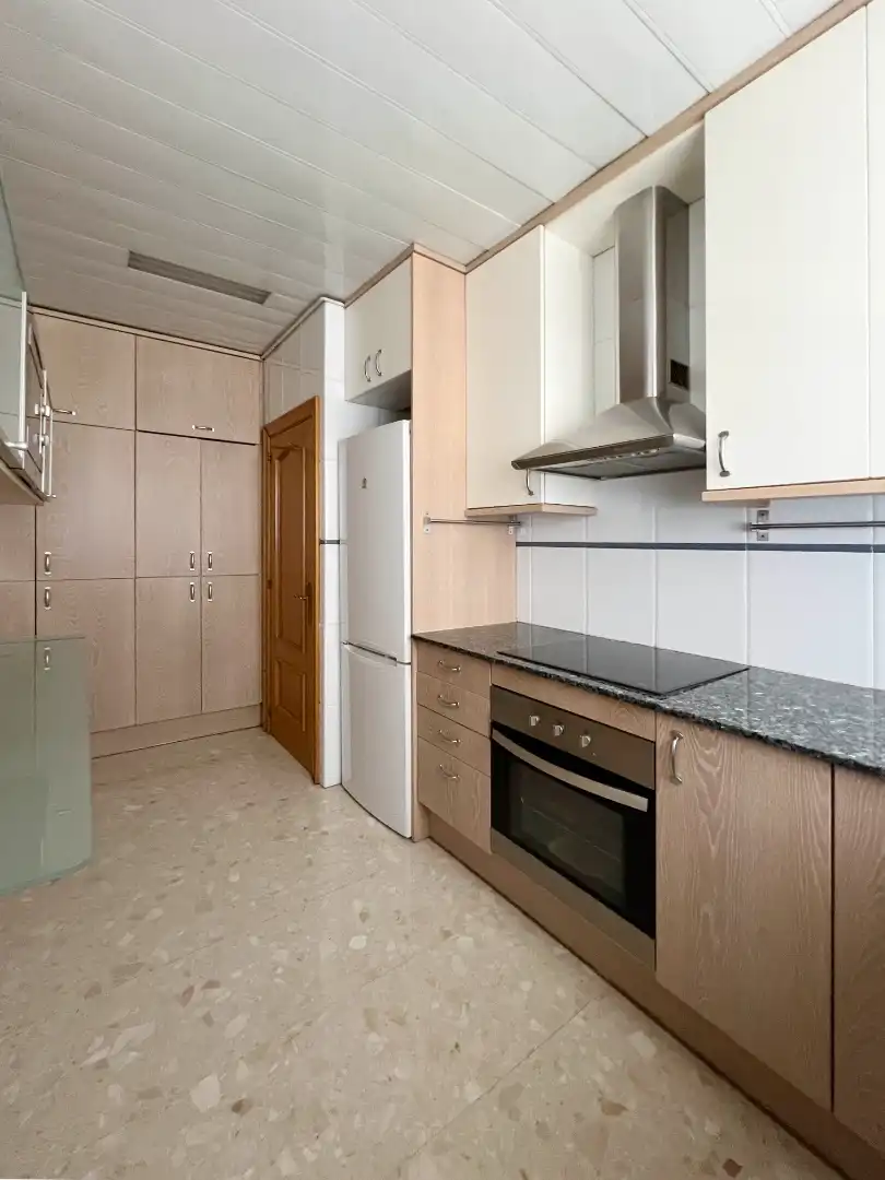 Casa a schiera con giardino in vendita a Passatge de Còrsega 16, imagen 19