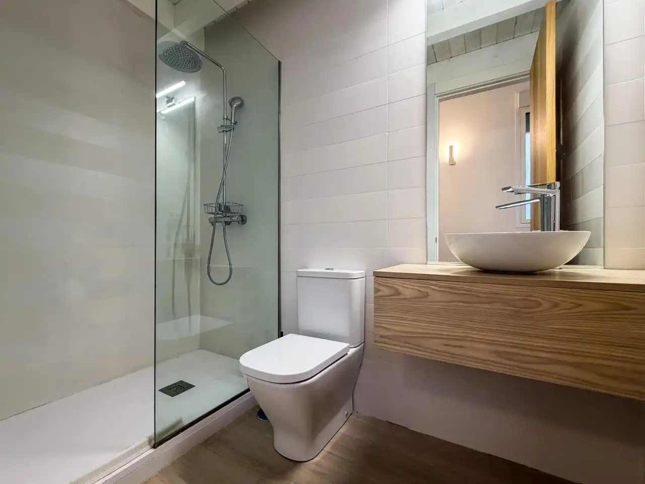 Badezimmer von Maisonette zur Miete in Madrid mit Klimaanlage, Heizung und Terrasse