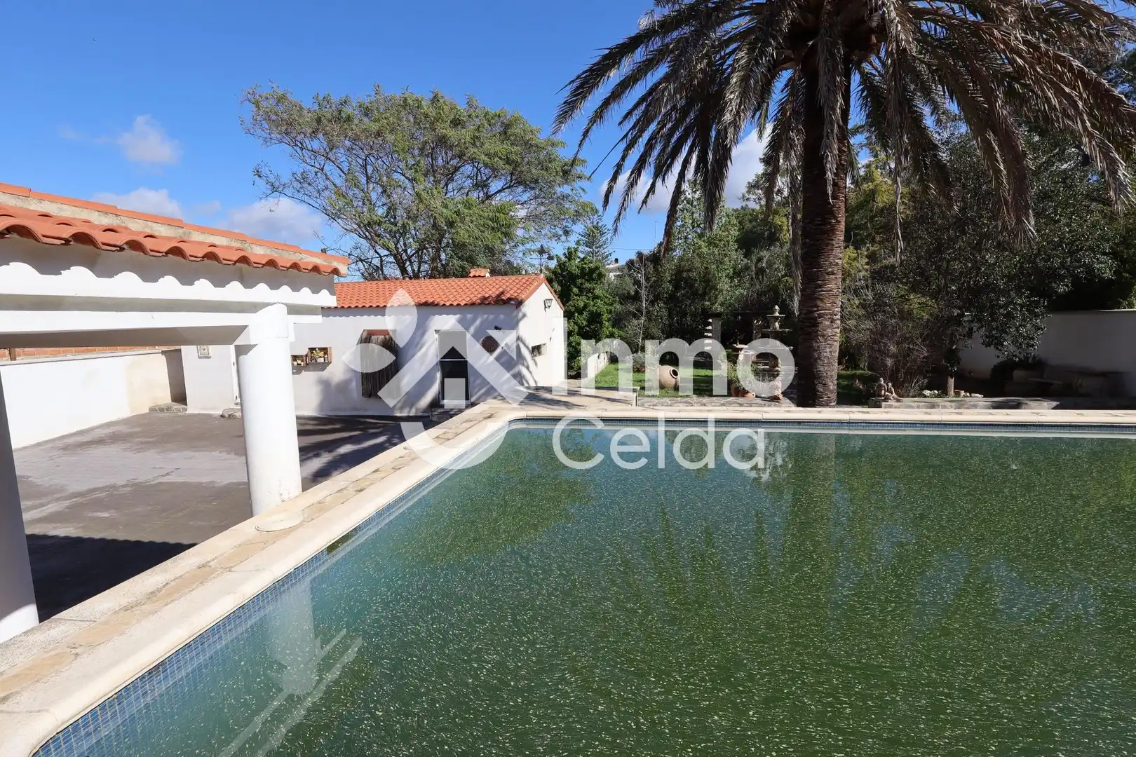 Piscina de Casa o chalet en venta en Torrent con Aire acondicionado, Calefacción y Jardín privado
