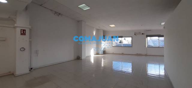 Nave industrial en Alquiler en Califòrnia - Santa Madrona