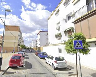 Exterior view of Flat for sale in  Sevilla Capital