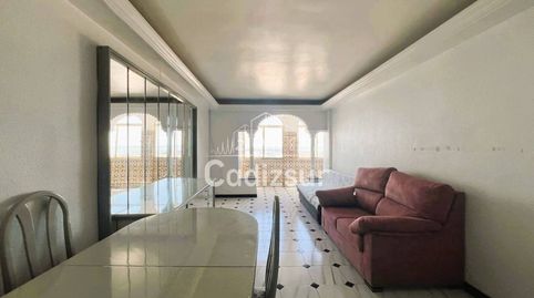 Foto 2 de Piso en venta en Calle Periodista Beatriz Cienfuegos, Paseo Marítimo - San José - La Laguna, Cádiz Capital