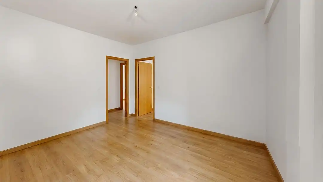Schlafzimmer von Wohnung zum Verkauf in Madrid mit Klimaanlage und Heizung