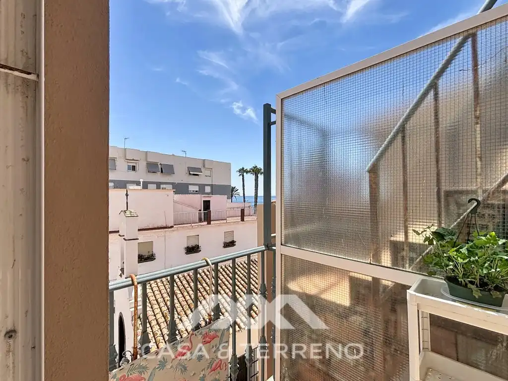Vista exterior de Dúplex en venta en Algarrobo con Amueblado y Balcón