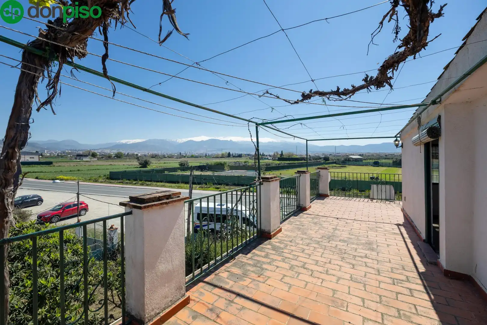 Terrassa de Finca rústica en venda en Armilla amb Jardí privat i Terrassa
