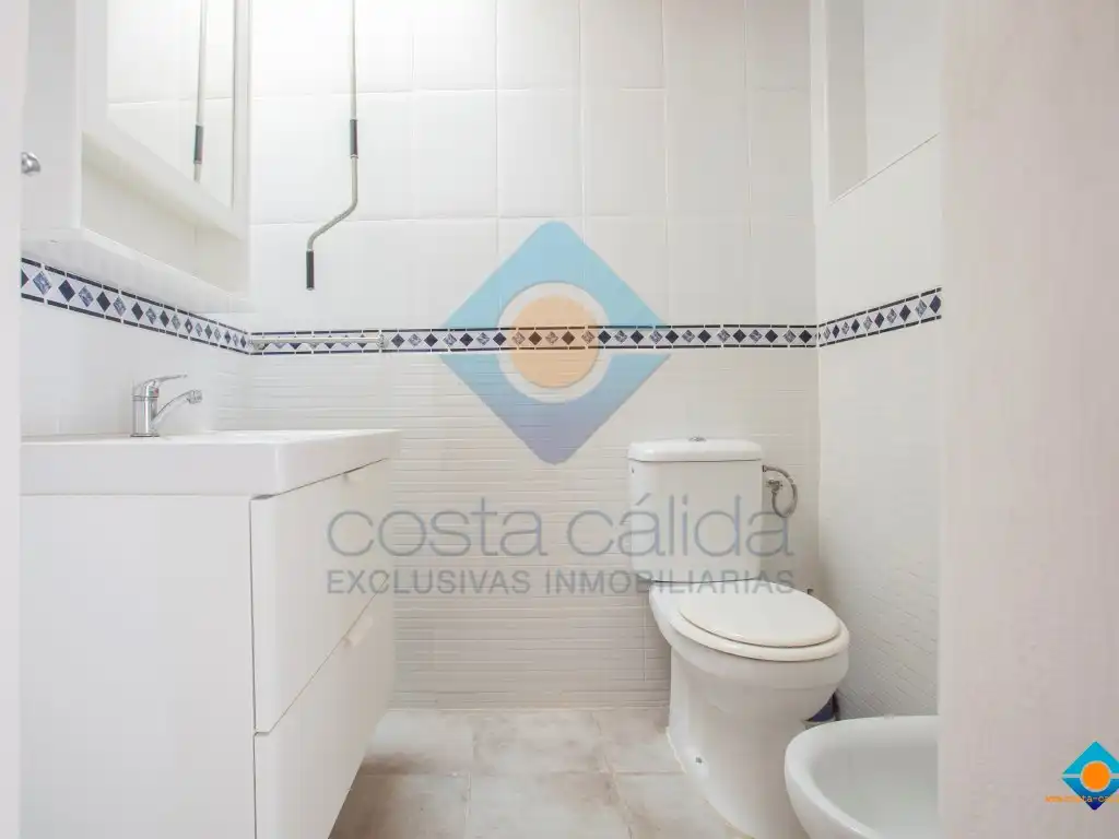 Badezimmer von Dachboden zum Verkauf in Mazarrón mit Terrasse und Abstellraum