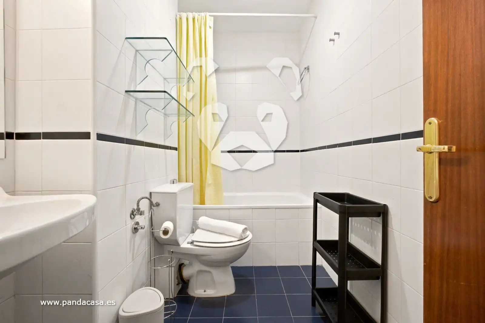 Badezimmer von Wohnung zur Miete in Madrid mit Heizung und Möbliert