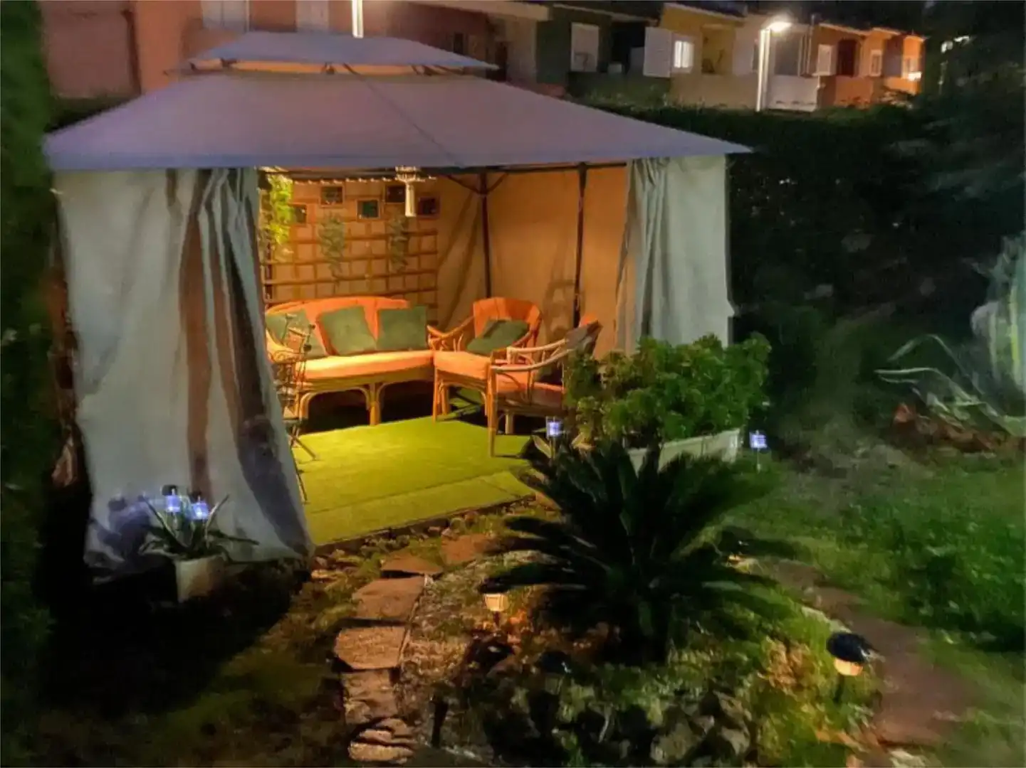 Terrasse von Wohnung zur Miete in Gilet mit Klimaanlage