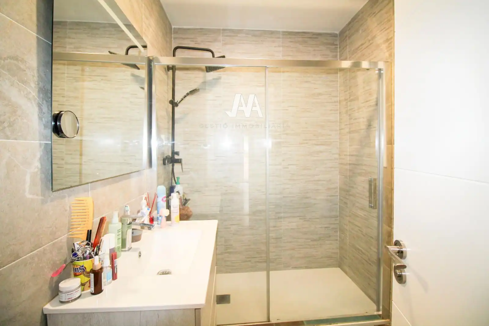 Piso con terraza en venta en El Poble Sec, imagen 19