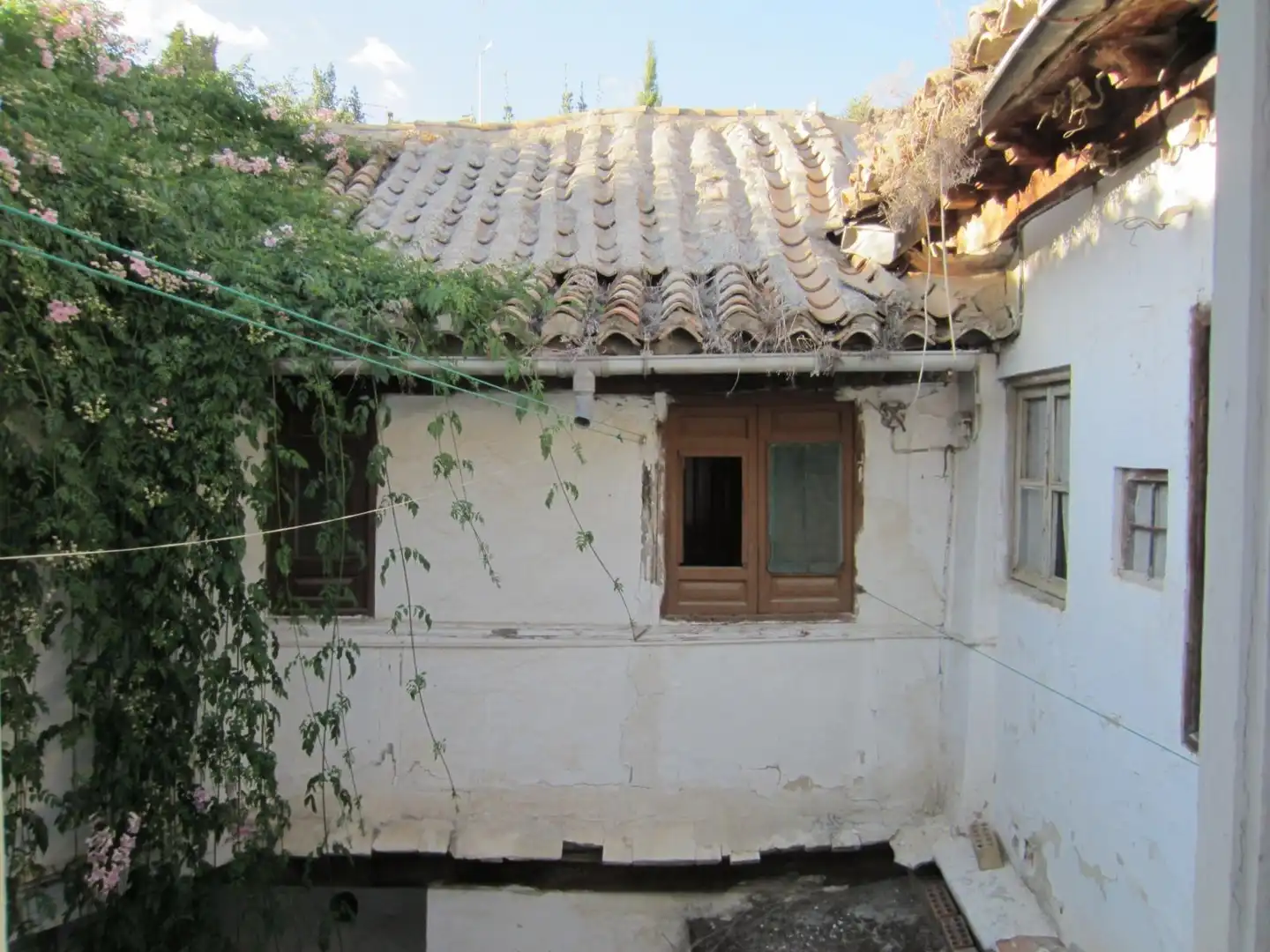 Vista exterior de Casa o chalet en venta en Granada con Terraza