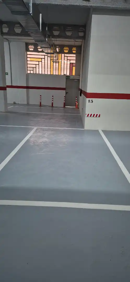 Parking of Garage for rent in Alfafar