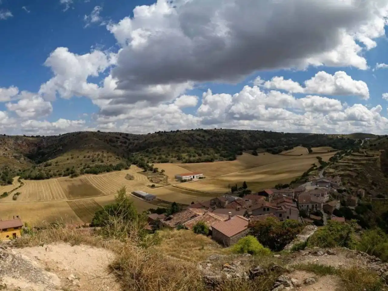 Außenansicht von Gebäude zum Verkauf in Sigüenza