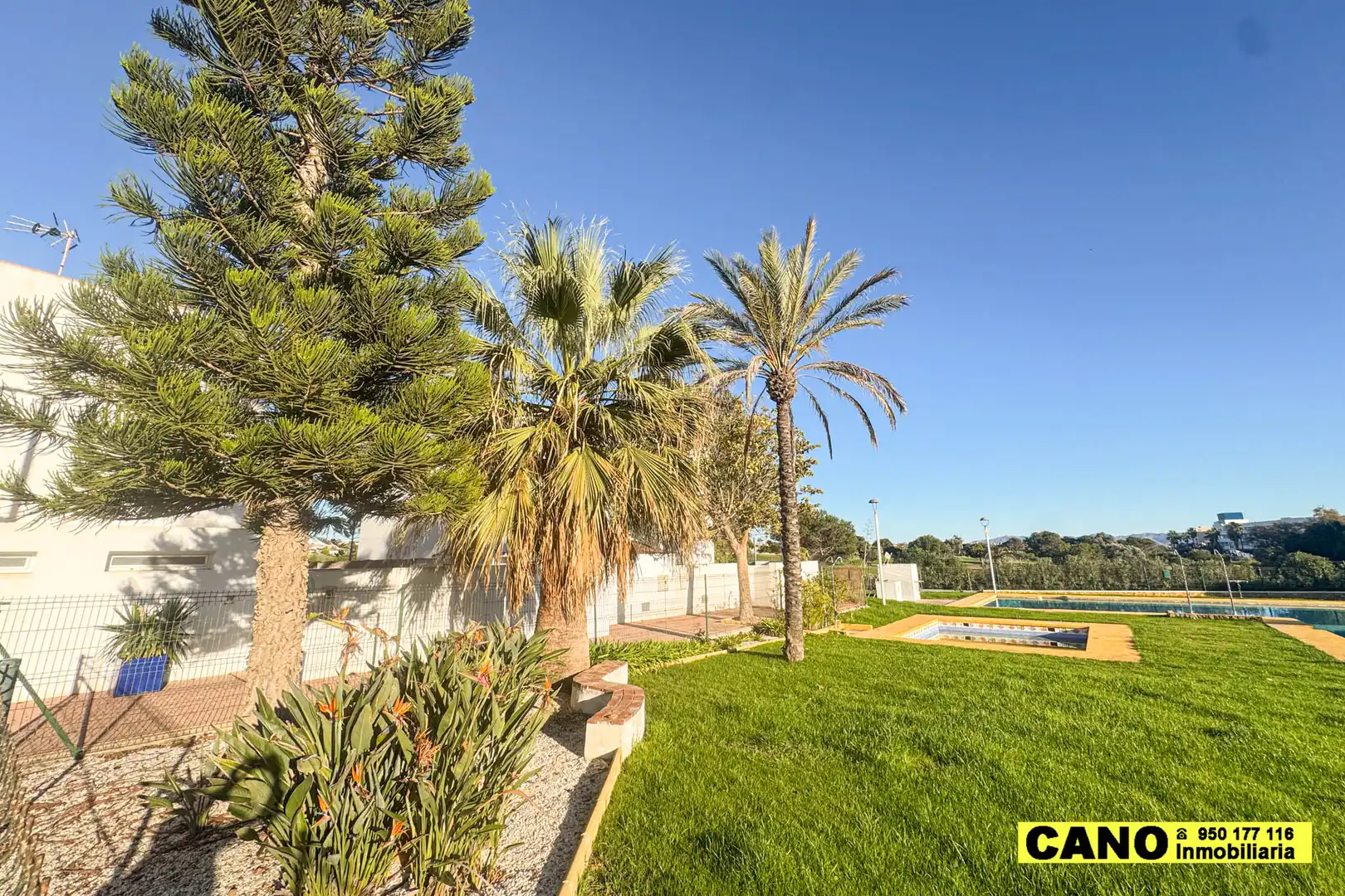 Garten von Wohnung zum Verkauf in Almería mit Klimaanlage, Heizung und Terrasse