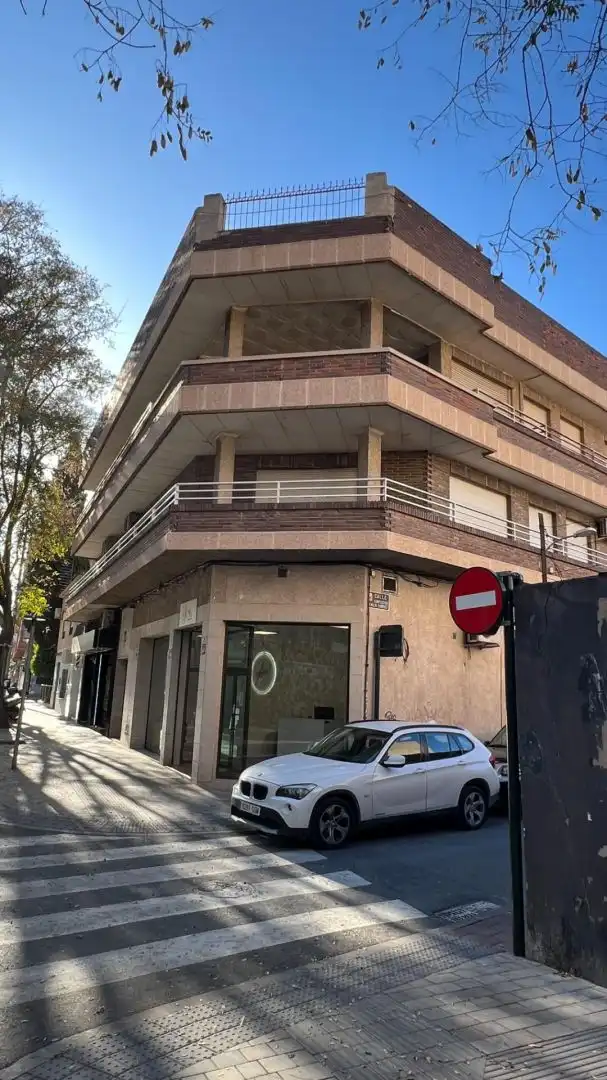 Edificio en venta en Infante Juan Manuel