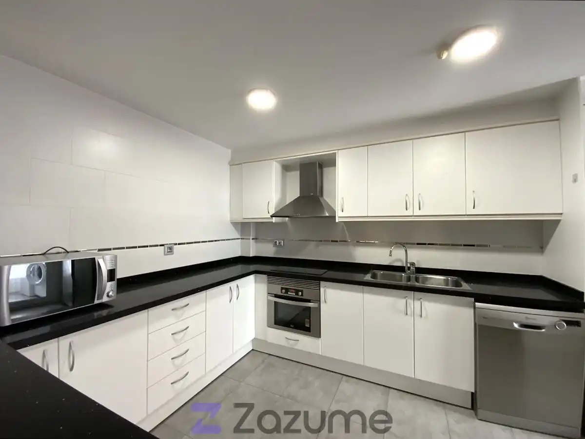 Wohnung zur Miete in Av. Vicent Blasco Ibáñez, Riba-roja de Túria