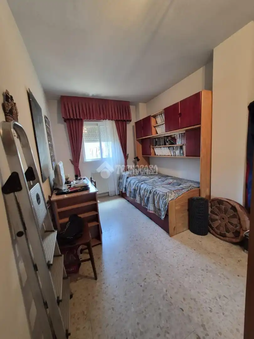 Bedroom of Flat for sale in Madrid