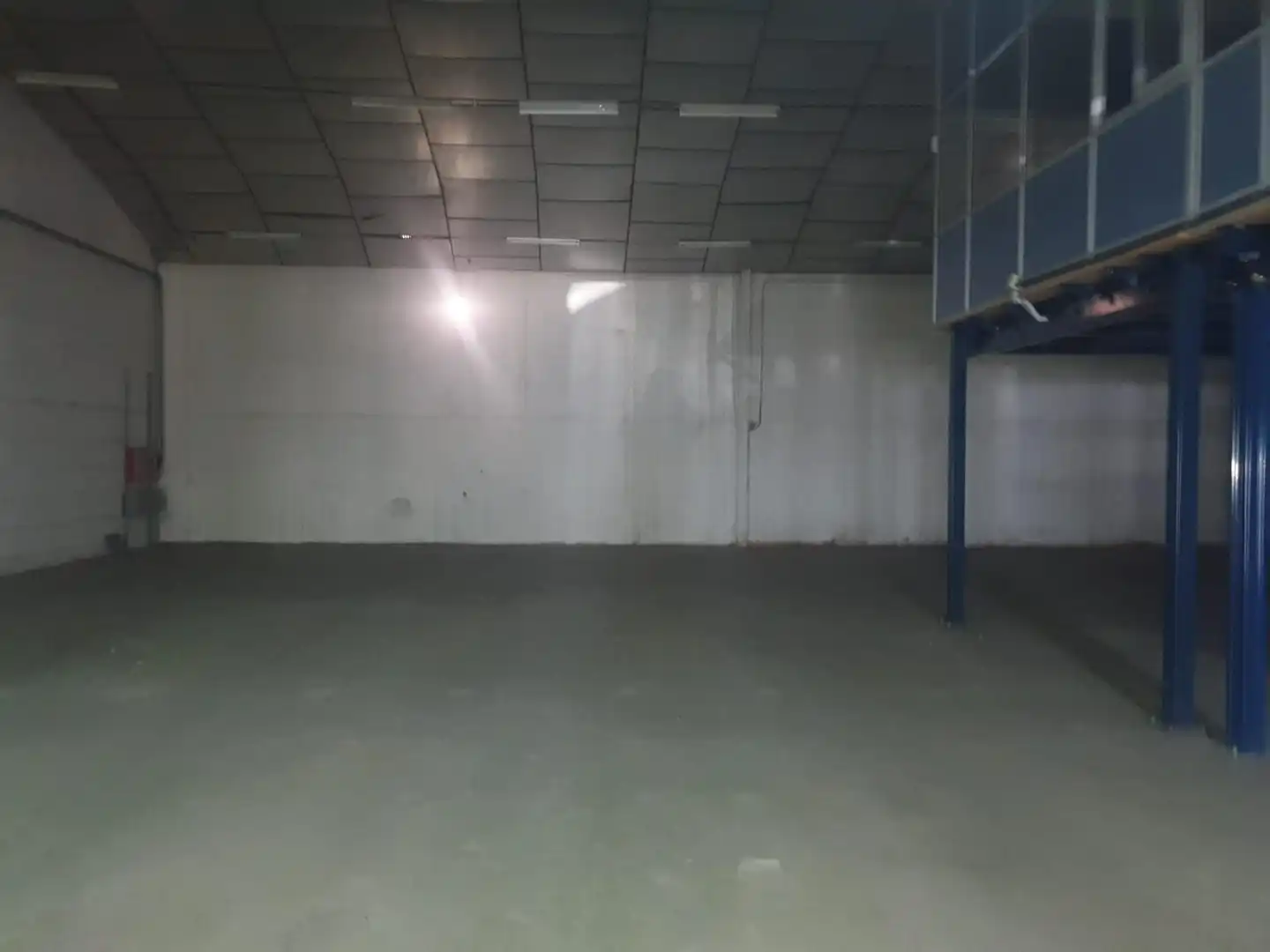 Nave industrial en alquiler en Sur, imagen 9