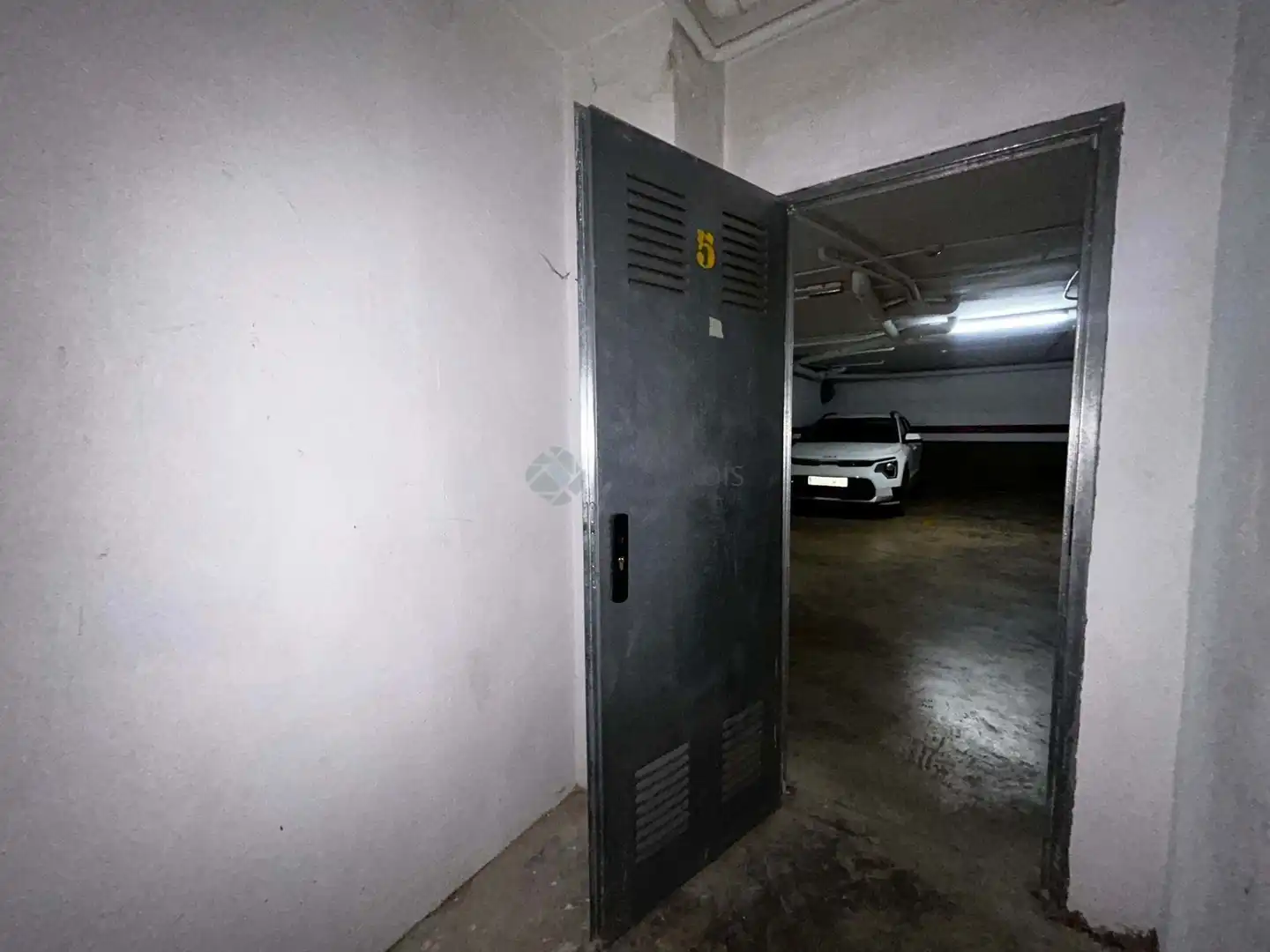 Storage room for sale in Montichelvo, Mont-Olivet