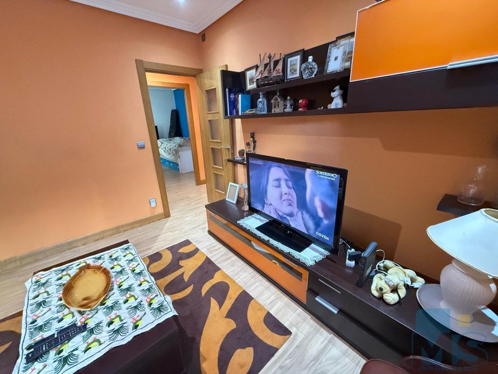 Sala d'estar de Pis en venda en Pasaia amb Balcó