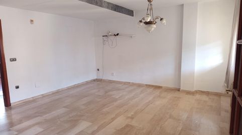 Foto 3 de Casa adosada en venda a Renfe - Bulevar 1ª y 2ª Fase, Jaén Capital