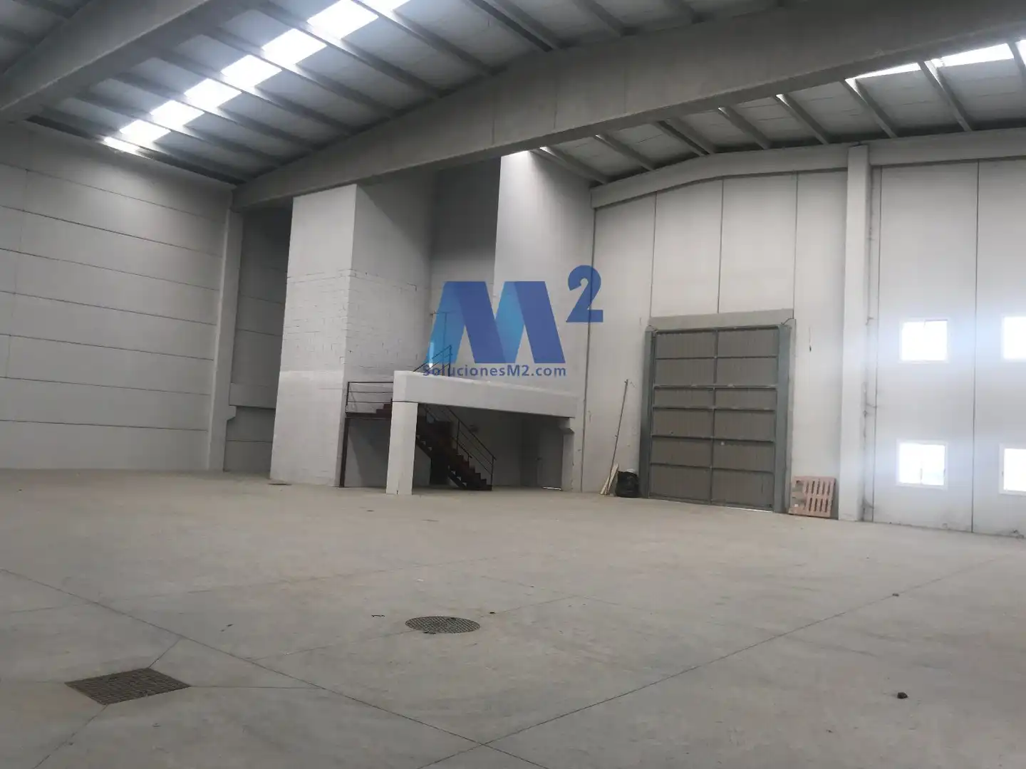 Nau industrial de lloguer a Rafael Pillado Mourelle