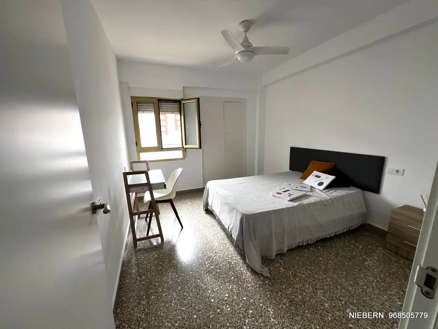 Flat for rent in Paseo Alfonso XIII, 46, Casco Antiguo