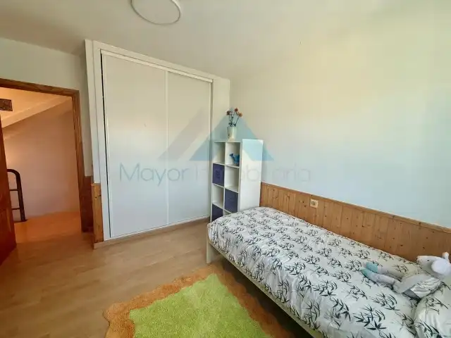 Casa adosada de alquiler en Meco con Aire acondicionado, Calefacción y Parquet