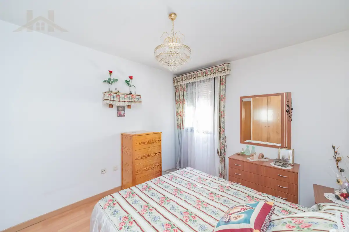 Bedroom of Flat for sale in Pinto  with Air Conditioner, Heating and Storage room