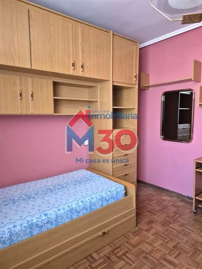 Habitación de Piso en venta en Miranda de Ebro con Calefacción, Parquet y Terraza