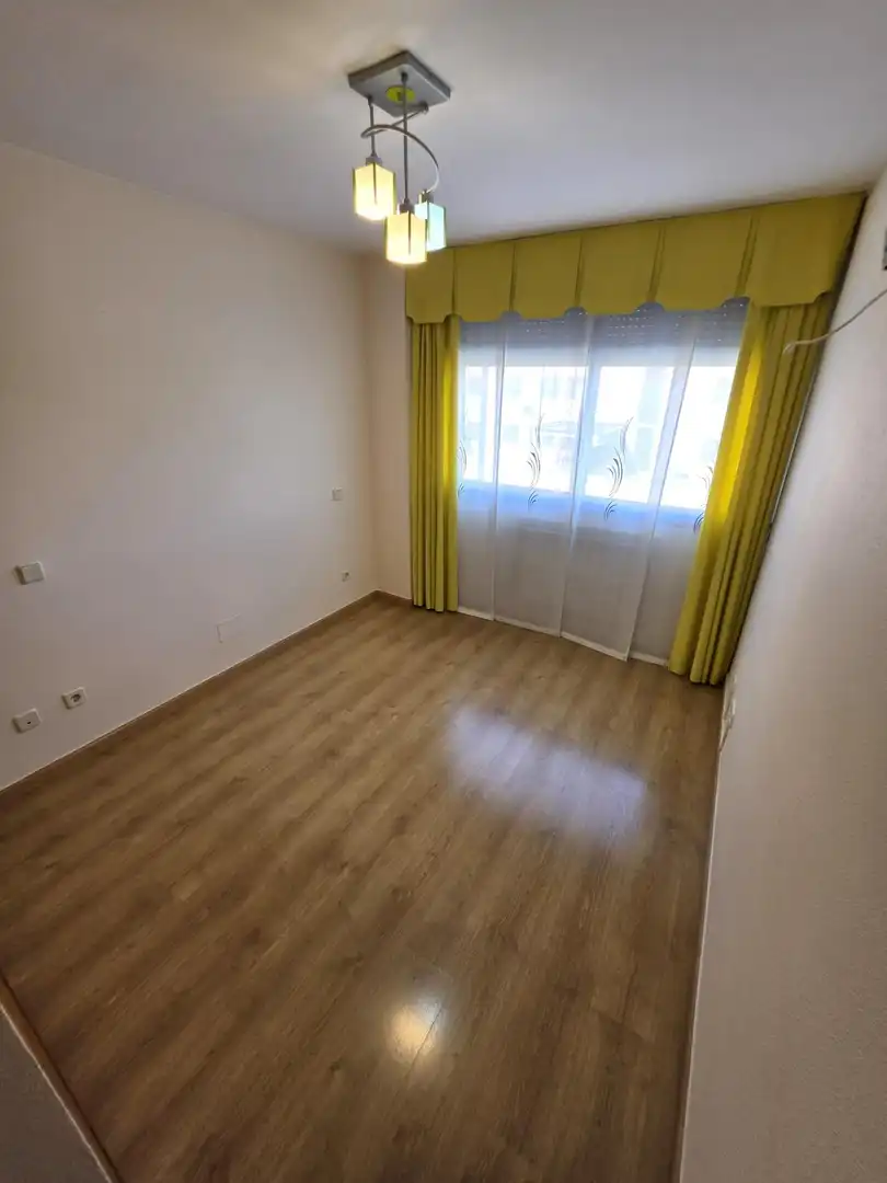 Habitación de Piso de alquiler en Valdemoro con Aire acondicionado y Calefacción