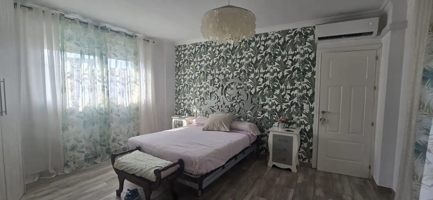Bedroom of Houses for sale in Alcalá de Guadaira  with Air Conditioner and Terrace