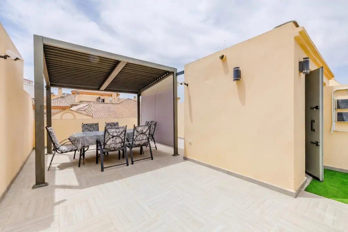 Terraza de Ático en venta en Málaga con Aire acondicionado, Calefacción y Jardín privado