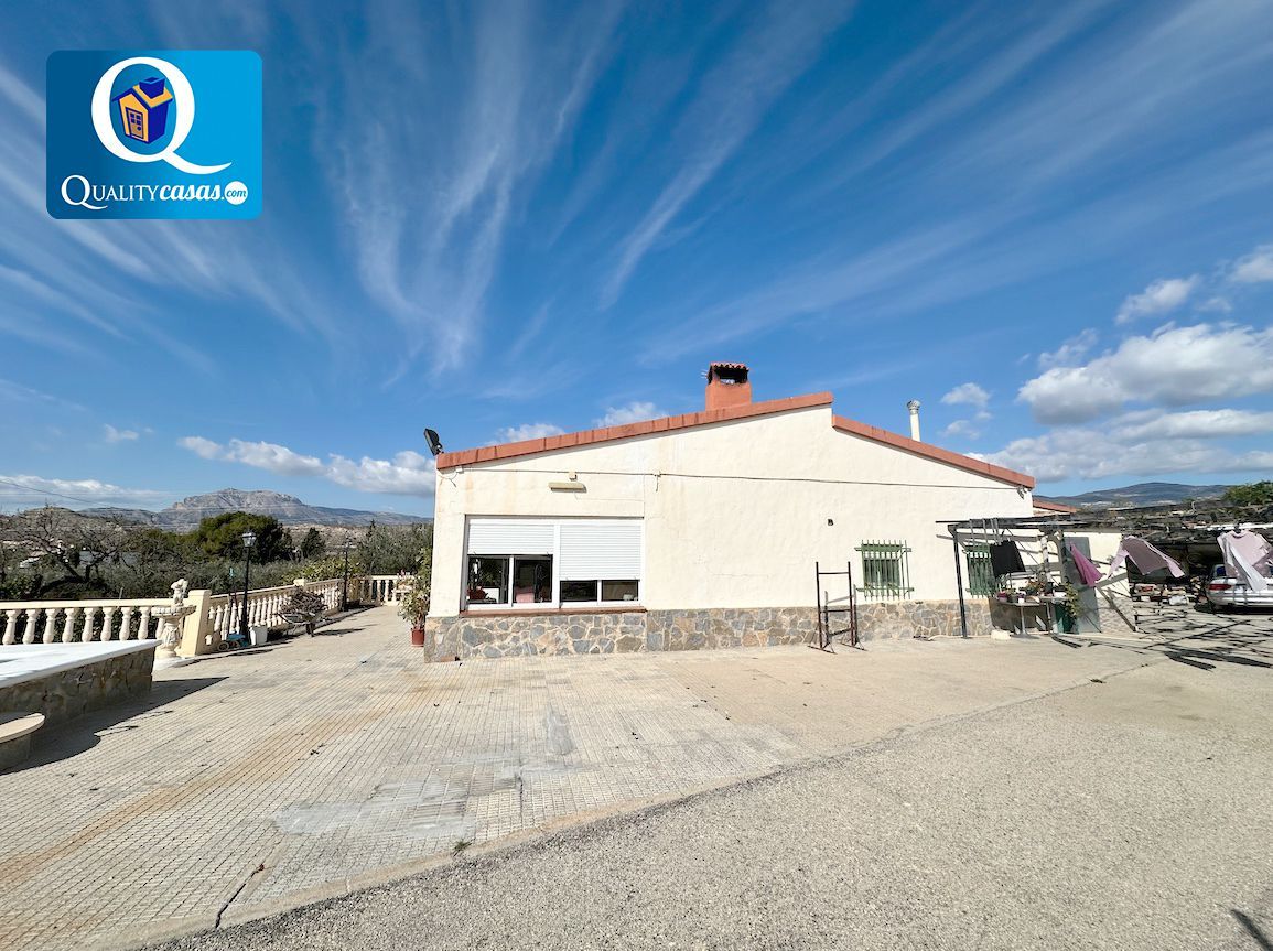 Exterior view of House or chalet for sale in Busot  with Air Conditioner, Terrace and Storage room