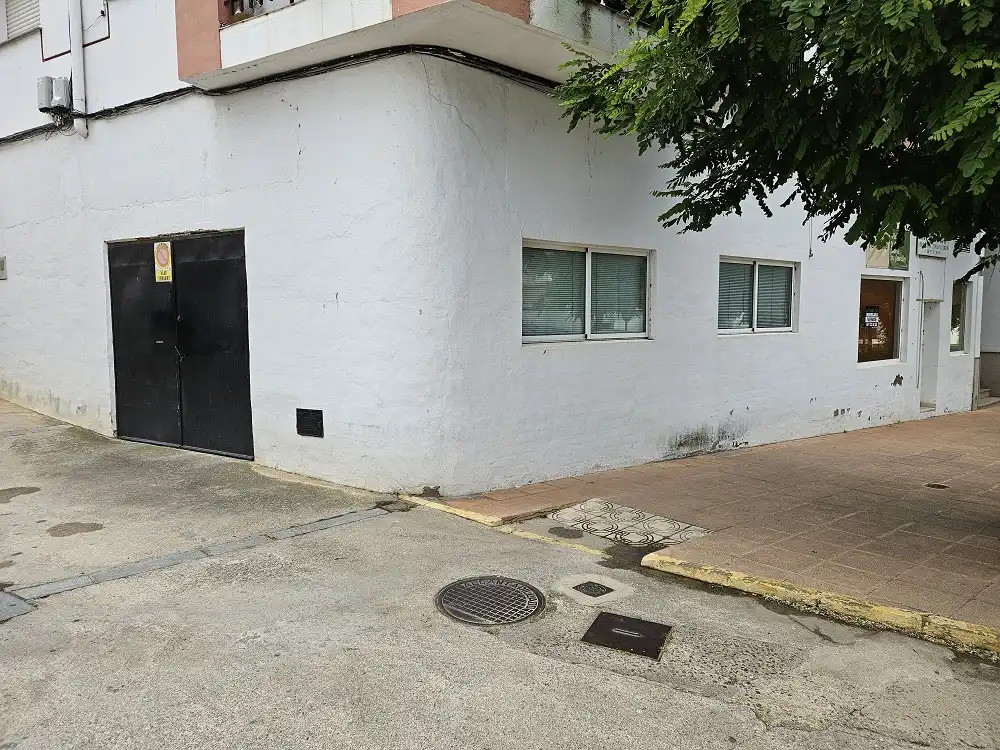 Exterior view of Commercial properties for sale in Brozas