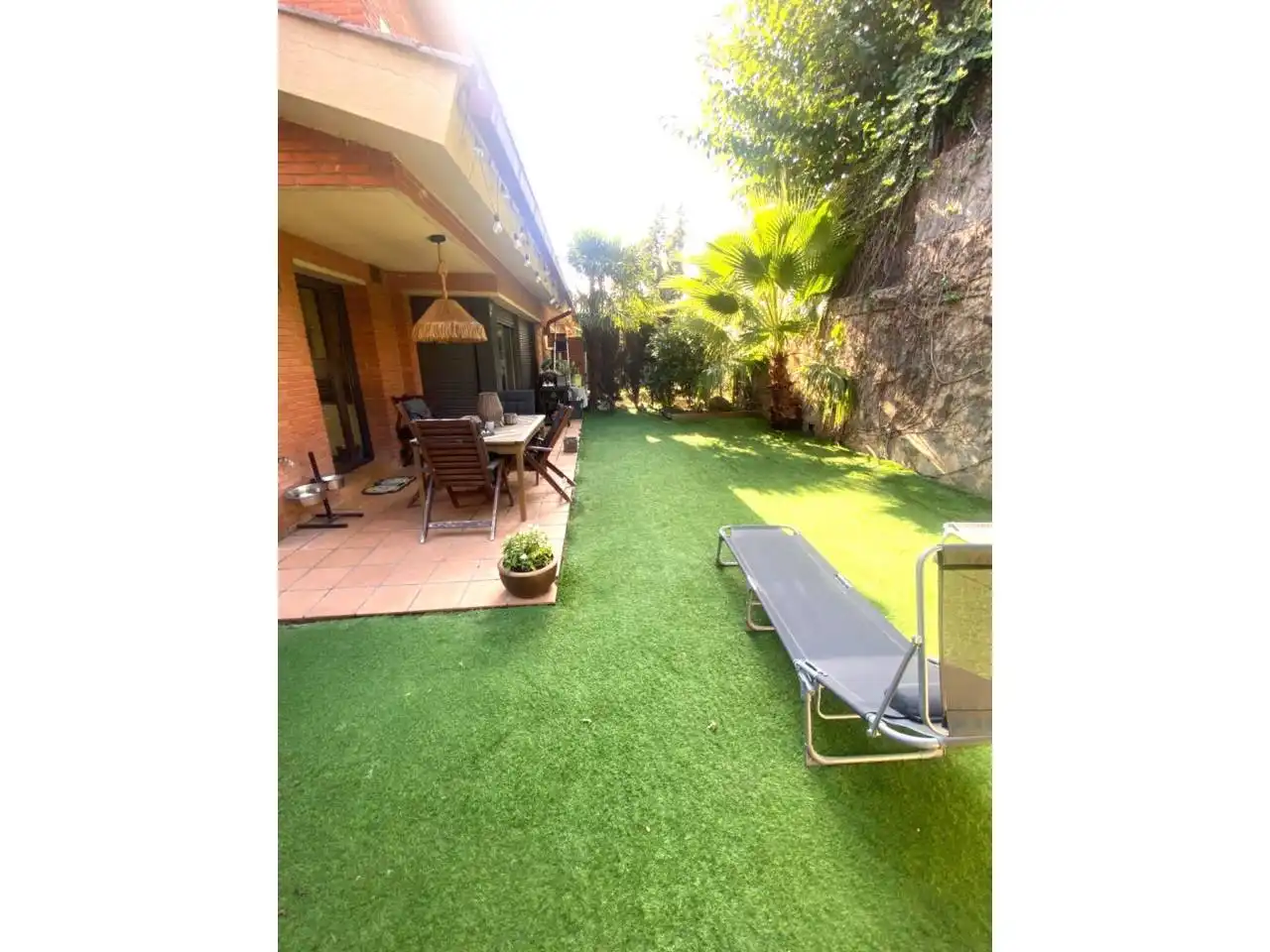 Casa aparellada amb jardí en venda a Calle Joan Coromines, imagen 5