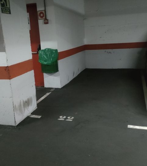 Photo 2 of Garage for sale in Calle del Condado de Treviño, 2, Costillares, Madrid Capital