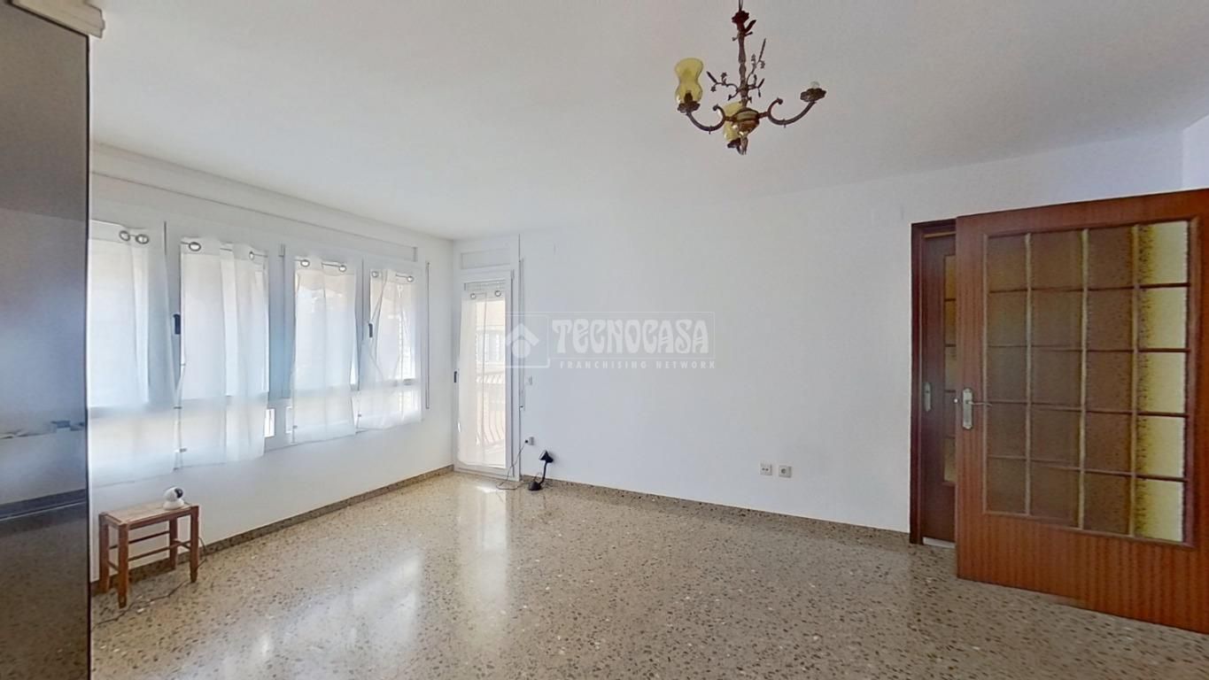 Sala d'estar de Pis en venda en Manresa amb Calefacció, Terrassa i Balcó
