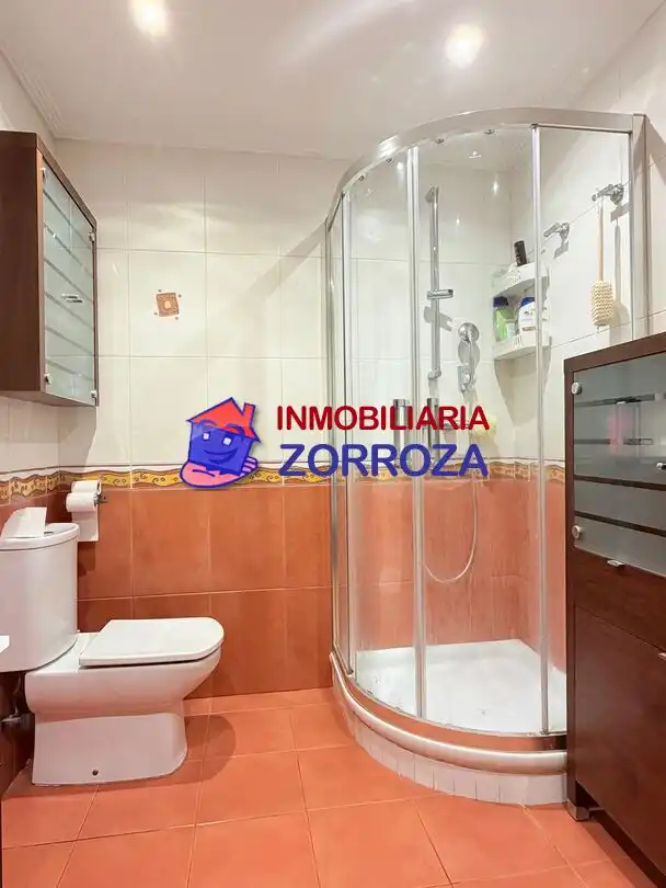 Baño de Piso en venta en Bilbao  con Calefacción y Amueblado