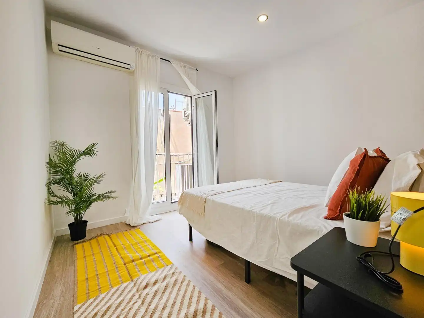 Schlafzimmer von Wohnung zum Verkauf in Barcelona mit Heizung und Terrasse