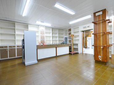 Local comercial en venta en López Seña