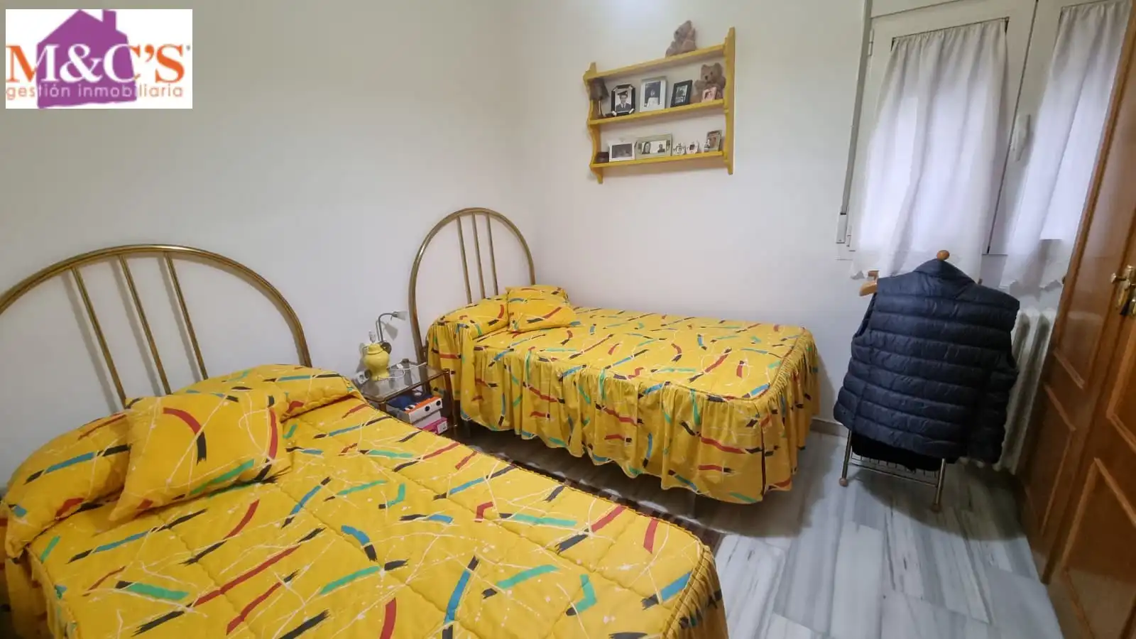 Dormitori de Casa o xalet en venda en Puertollano amb Aire condicionat, Calefacció i Jardí privat