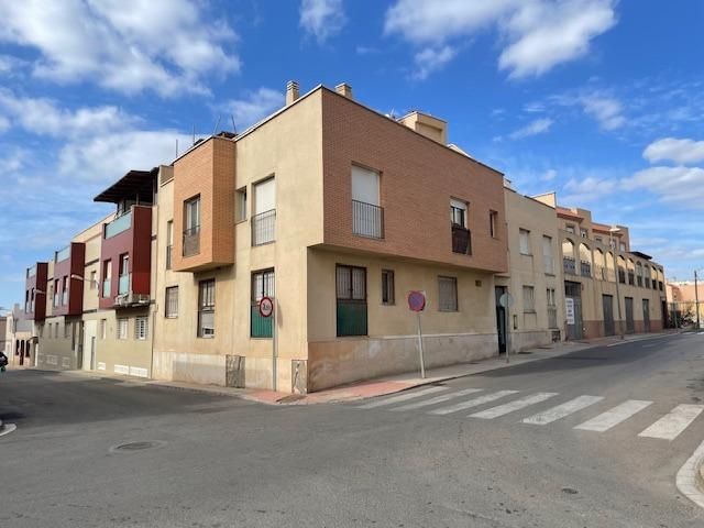 Pis en venda a Avenida JORNALEROS, ESQUINA CON CALLE MEDINAS.LOMA, 1, Costacabana - Loma Cabrera