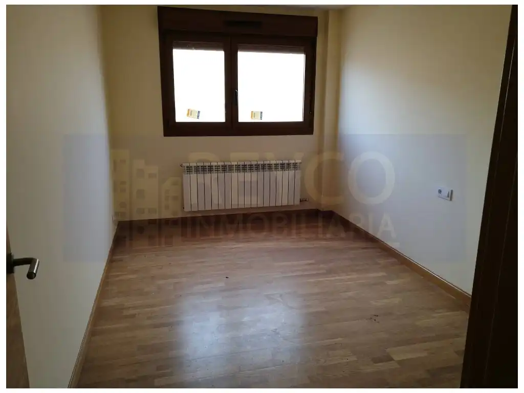 Schlafzimmer von Wohnungen zum Verkauf in Baños de Río Tobía