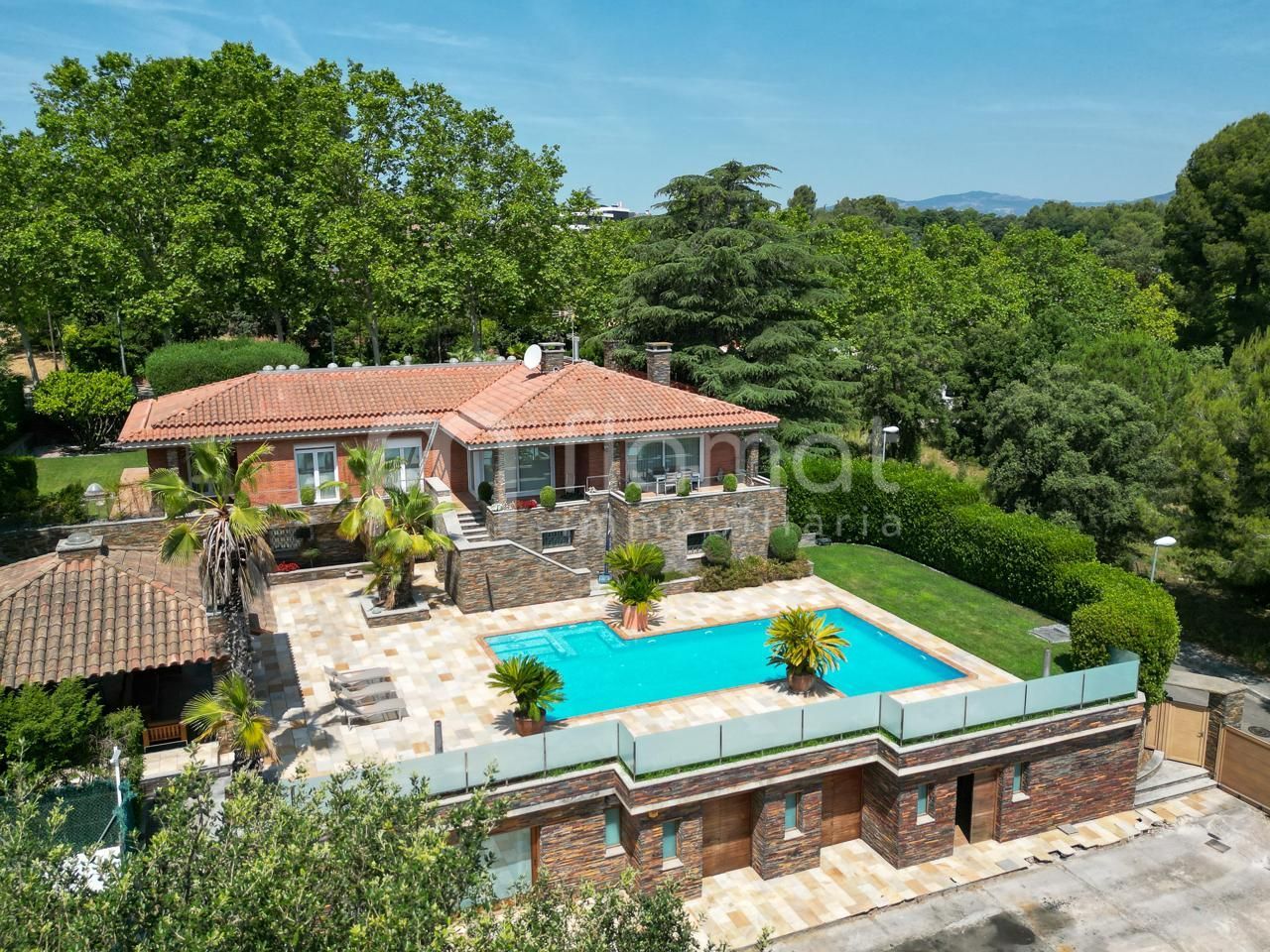 Vista exterior de Casa o chalet en venta en Sabadell con Piscina