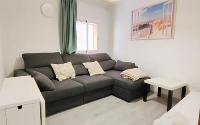 Living room of Flat for sale in  Barcelona Capital