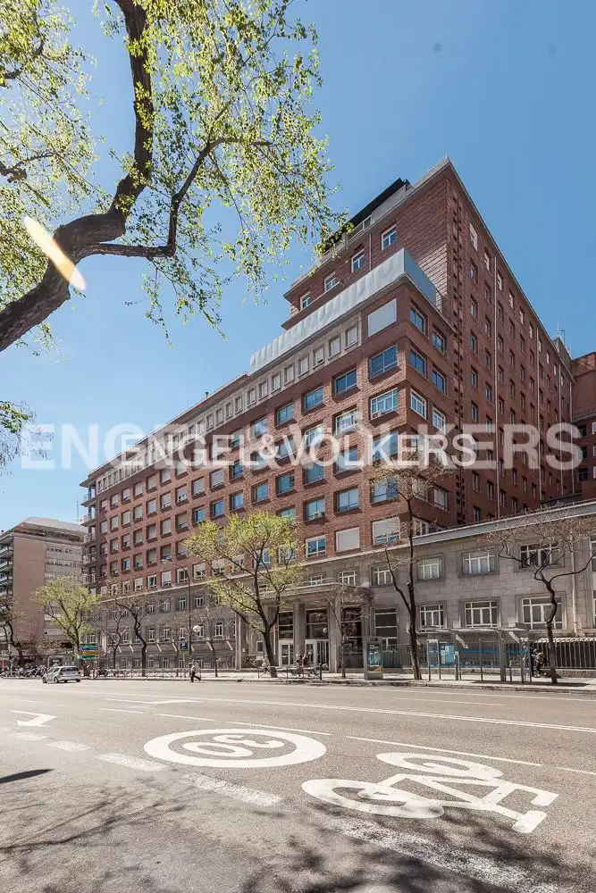 Exterior view of Flat for sale in Madrid  with Air Conditioner, Heating and Parquet flooring